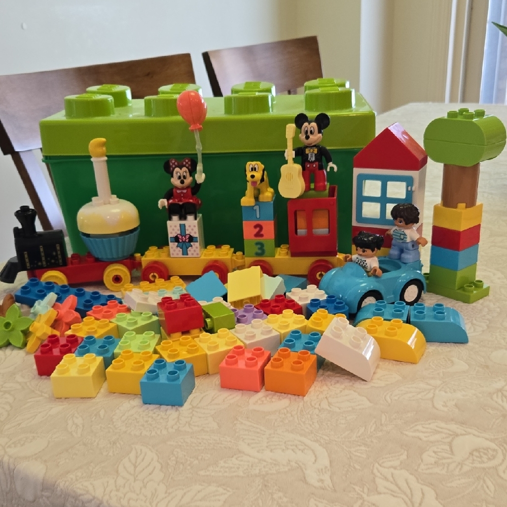 LEGO Duplo Mickey & Friends Colorful Play Set